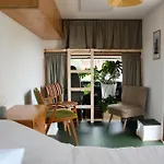 Кемпинг Marilyn - Glamping Im Mercedes Duedo Auf Seeblick Нойштадт (Гольштейн)