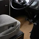 Campingplatz Marilyn - Glamping Im Mercedes Düdo Auf Seeblick