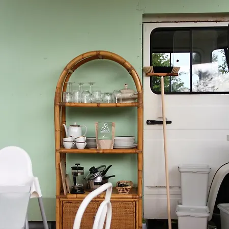 Kemping Marilyn - Glamping Im Mercedes Duedo Auf Seeblick